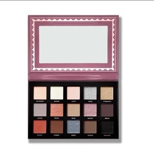 Ace Beaute Smokey roses eyeshadow palette BNIB sold out!!!